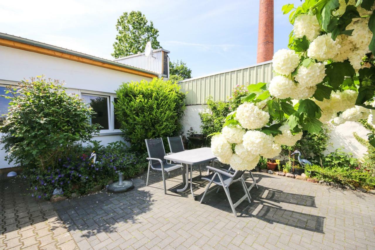 Haus Shiralee - Das Ferienhaus Warnemuende Росток Екстериор снимка